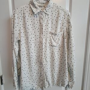 Beachlunchlounge White Button-Up Shirt with Black Stars